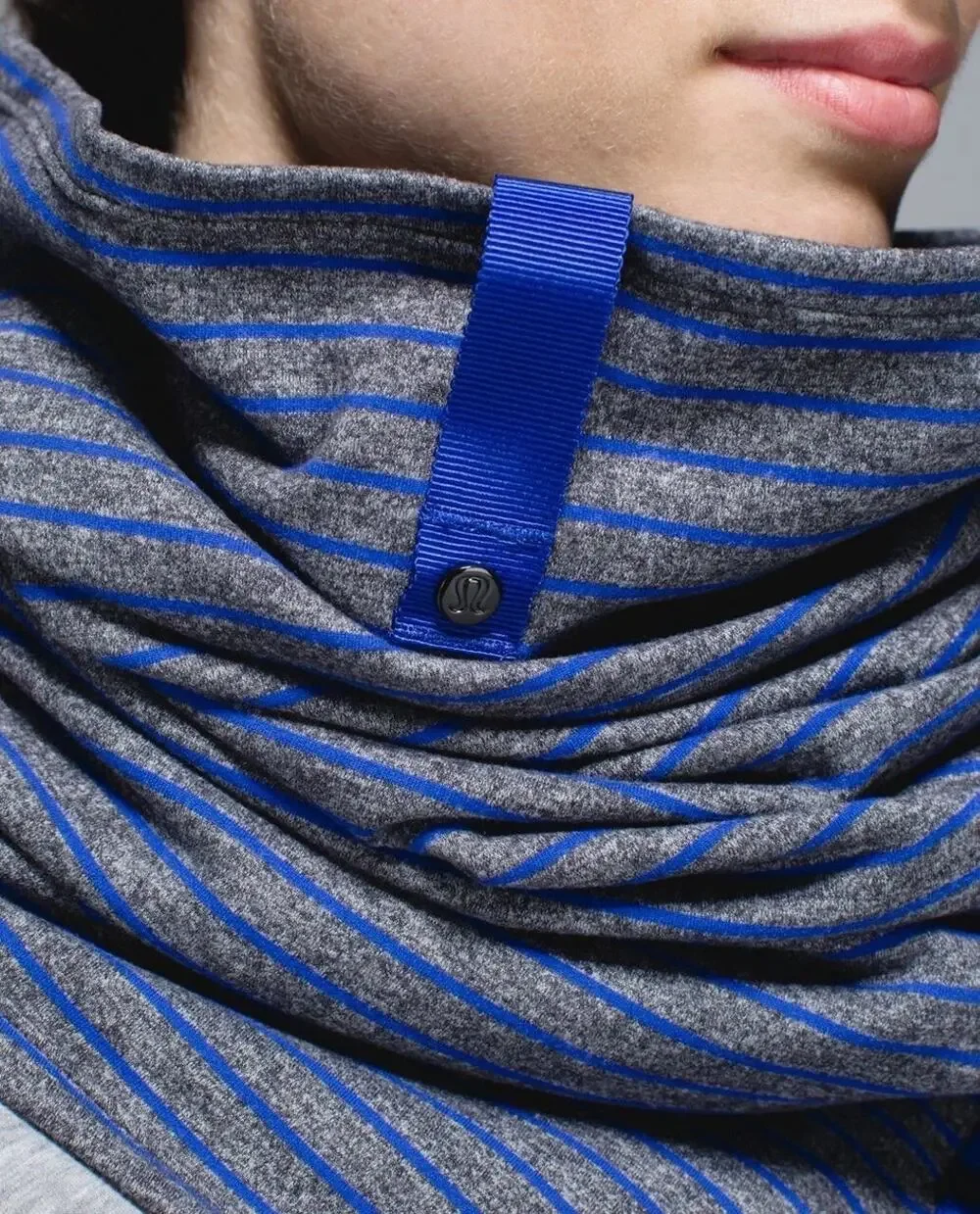 Lululemon Vinyasa Scarf Rulu Parallel Stripe Pigment Blue/Heather Black